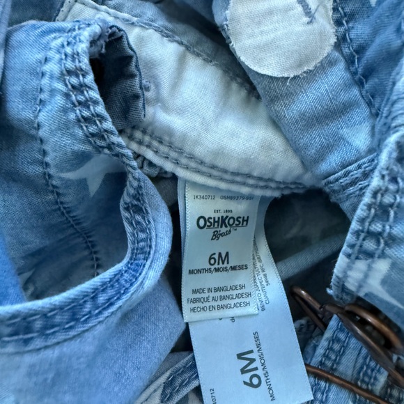 ❤️$10 FLASH SALE❤️ Oshkosh Jumper 6M - Picture 3 of 3